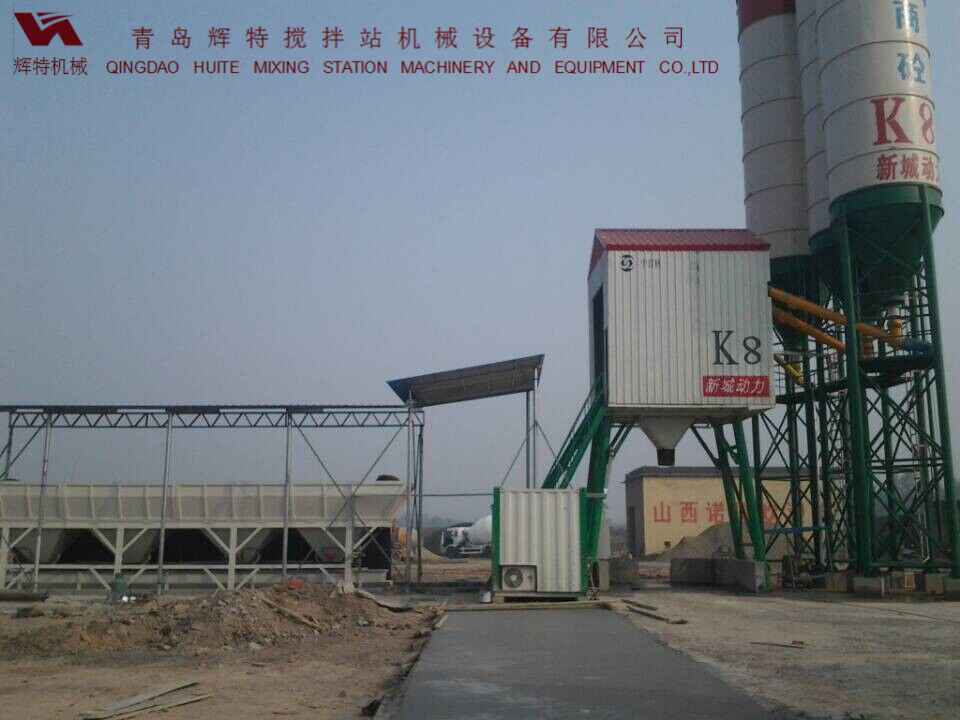 輝特混凝土攪拌站HZS50攪拌性能強，攪拌均勻、迅速，生產(chǎn)效率高