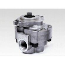 專業(yè)維修提梁機液壓泵及檢測