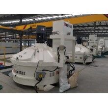 立軸行星式攪拌機操作安全系數(shù)高混合勻質(zhì)好